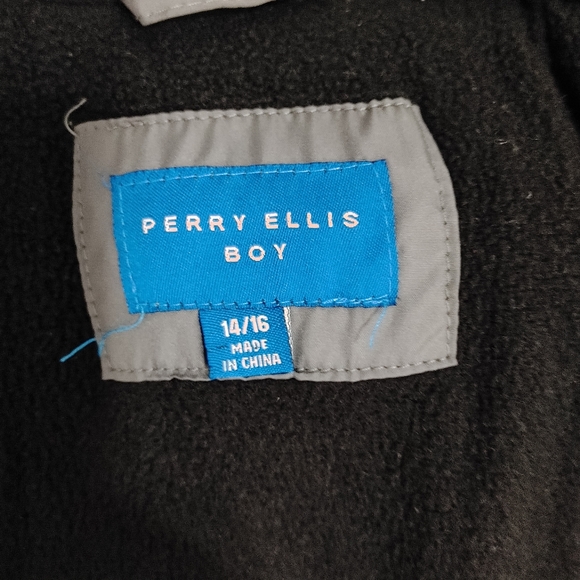 Perry Ellis Boy Jacket - Picture 7 of 11